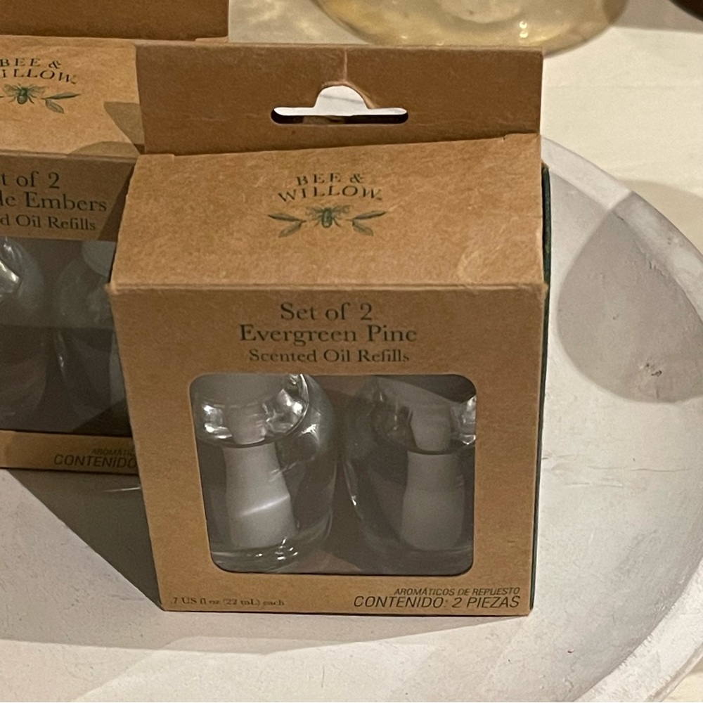 Bee & Willow Evergreen Pine oil refills